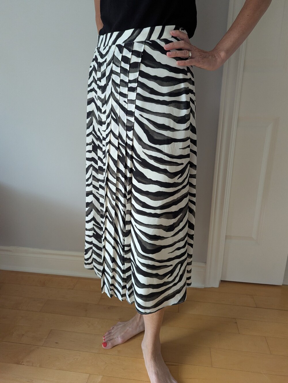 Banana Republic Zebra-Print Pleated Midi Skirt - Black & White